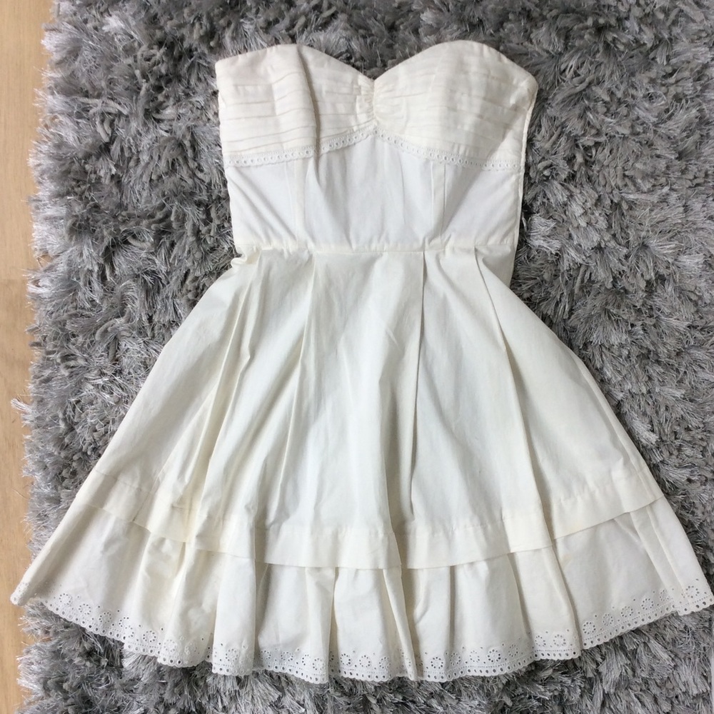 Betsey Johnson white strapless mini dress
